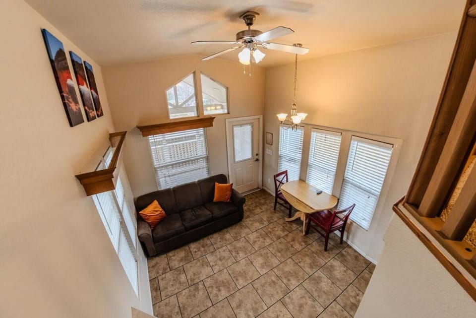 Bird's eye view, Living room, Dining area, pet friendly