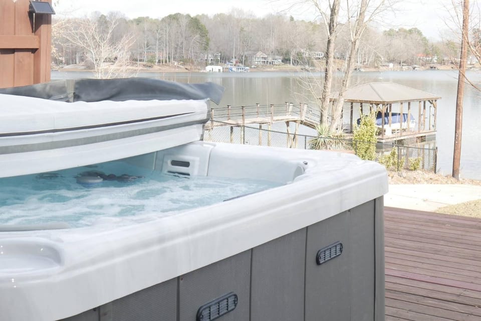 Lake Escape House in Sherrills Ford
