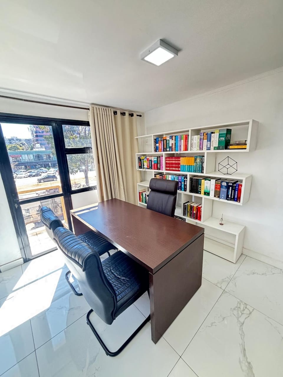 Library, Living room