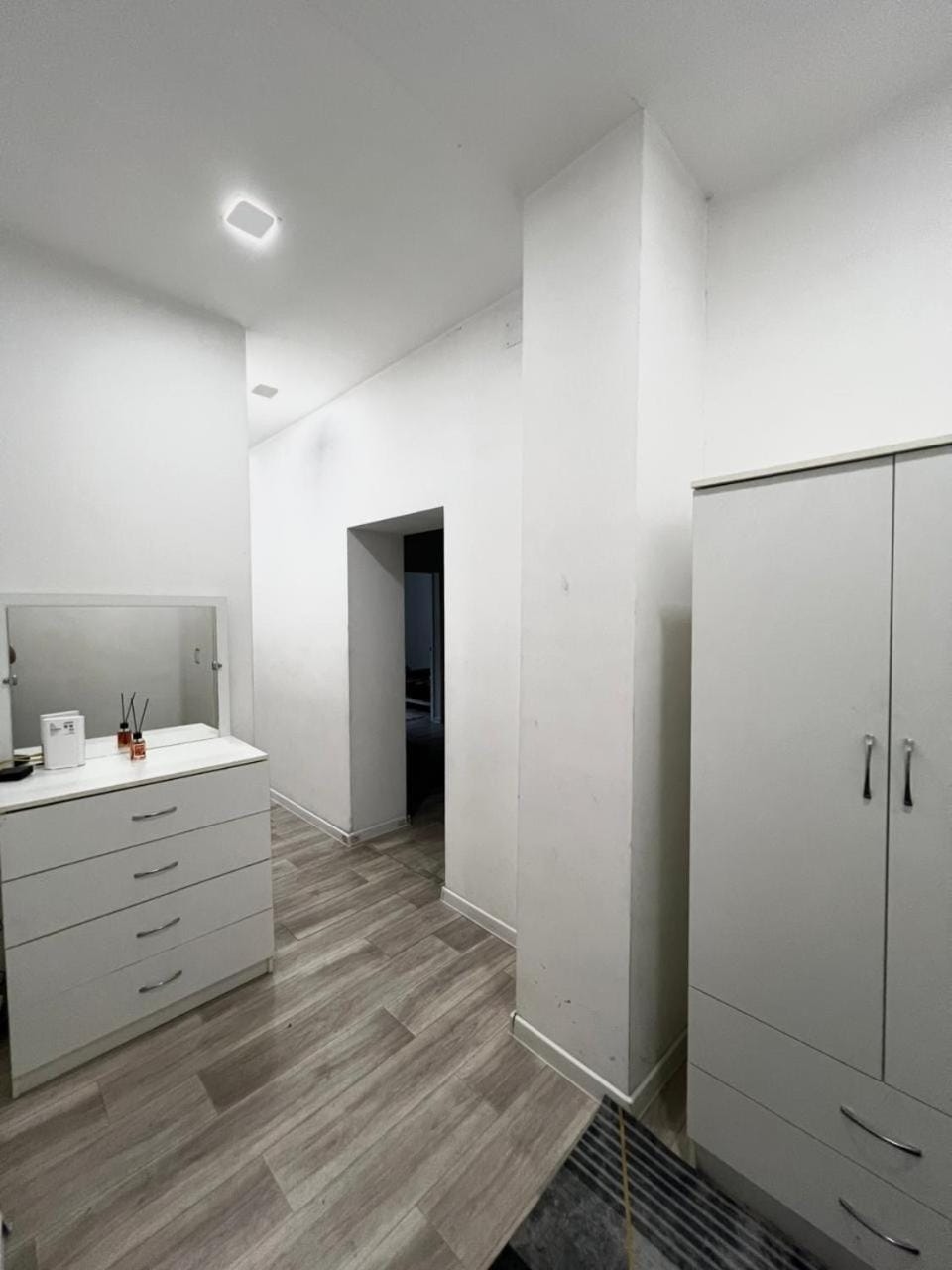Международный Аэропорт Алматы Апартаменты "100 метров" Apartment in Almaty