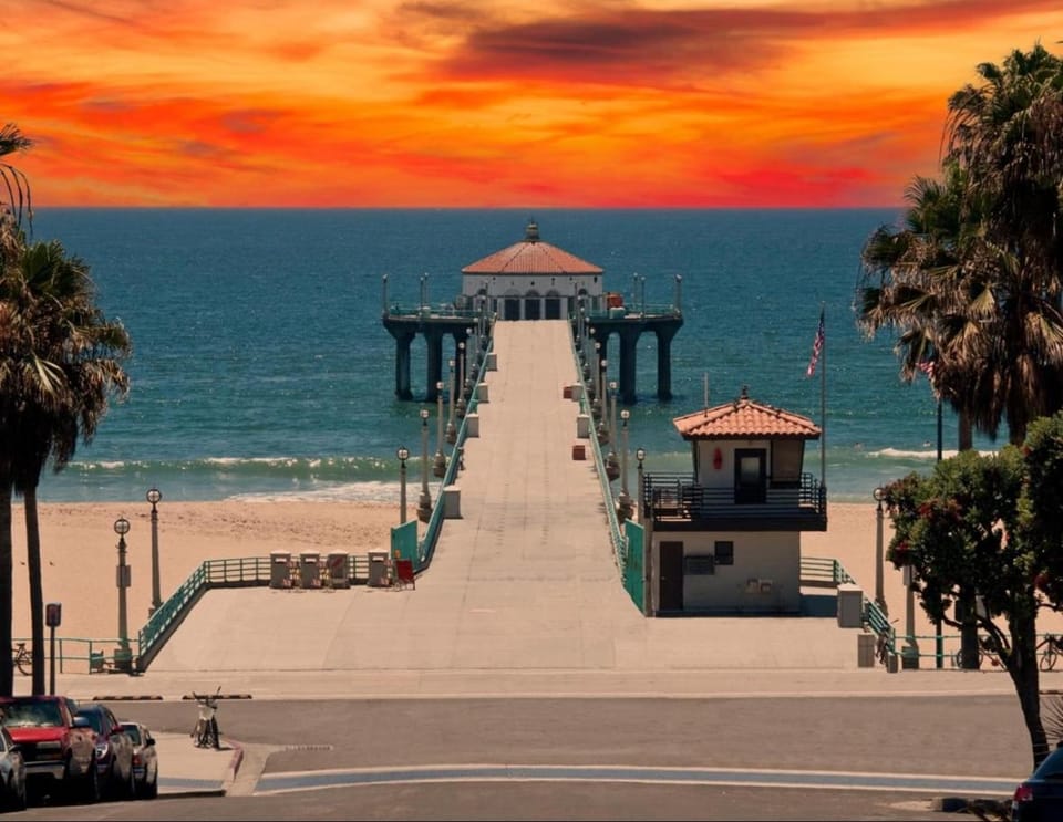 Bay Breeze Hideaway House in Lawndale