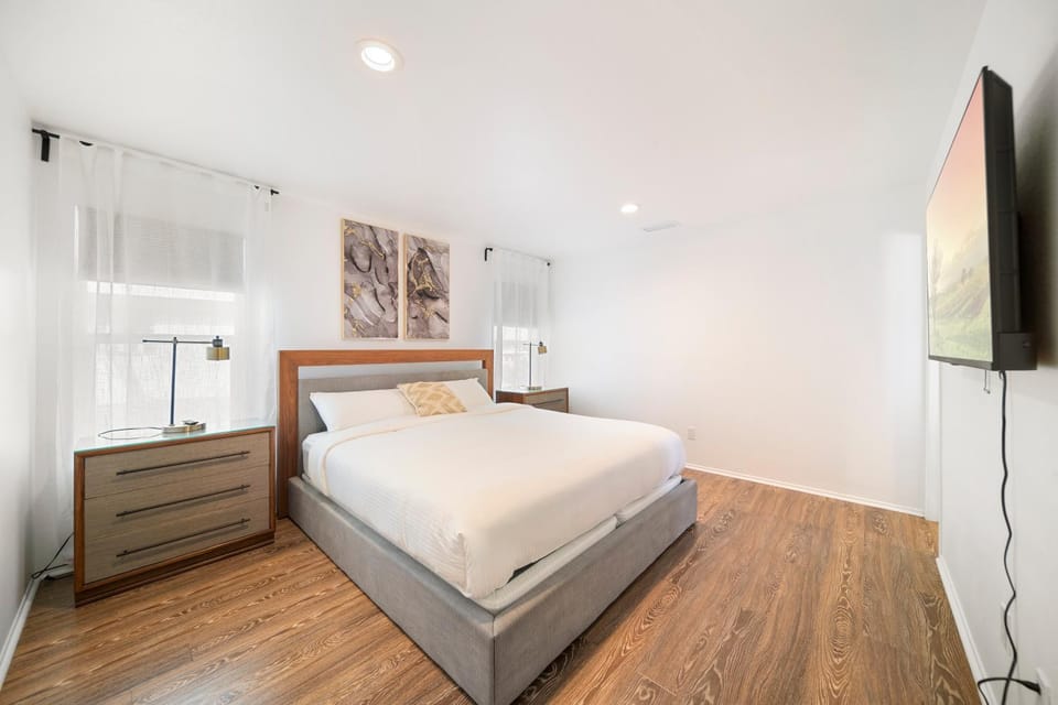 Bay Breeze Hideaway House in Lawndale