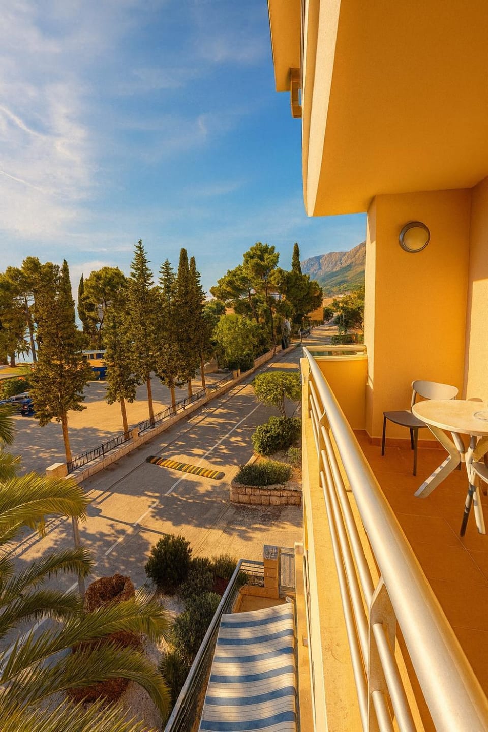 Natural landscape, View (from property/room), Balcony/Terrace, Garden view