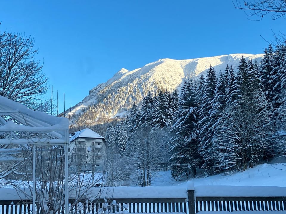 Nearby landmark, Day, Natural landscape, Winter, Skiing, View (from property/room), View (from property/room), Hiking, Landmark view, Landmark view, Mountain view, Mountain view
