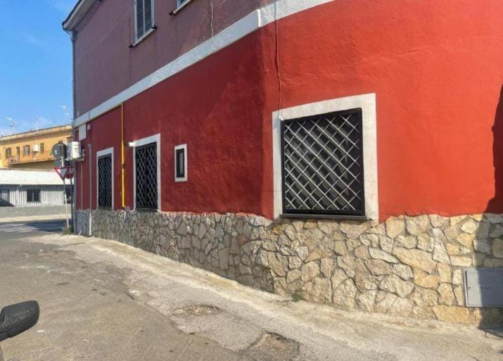 Red House- Accogliente appartamento vicino al porto Apartment in Civitavecchia