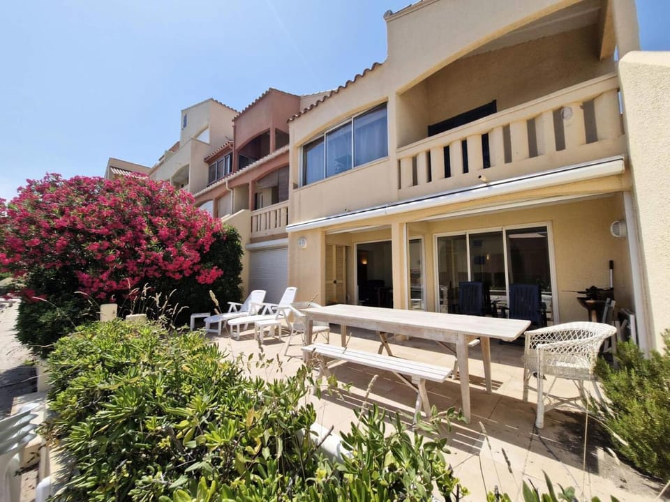 Résidence Nautica - Appartement 5 pièces pour 8 personnes LE BARCARES. Réf: 9NAU8_10 MAE-5033 Apartment in Le Barcarès