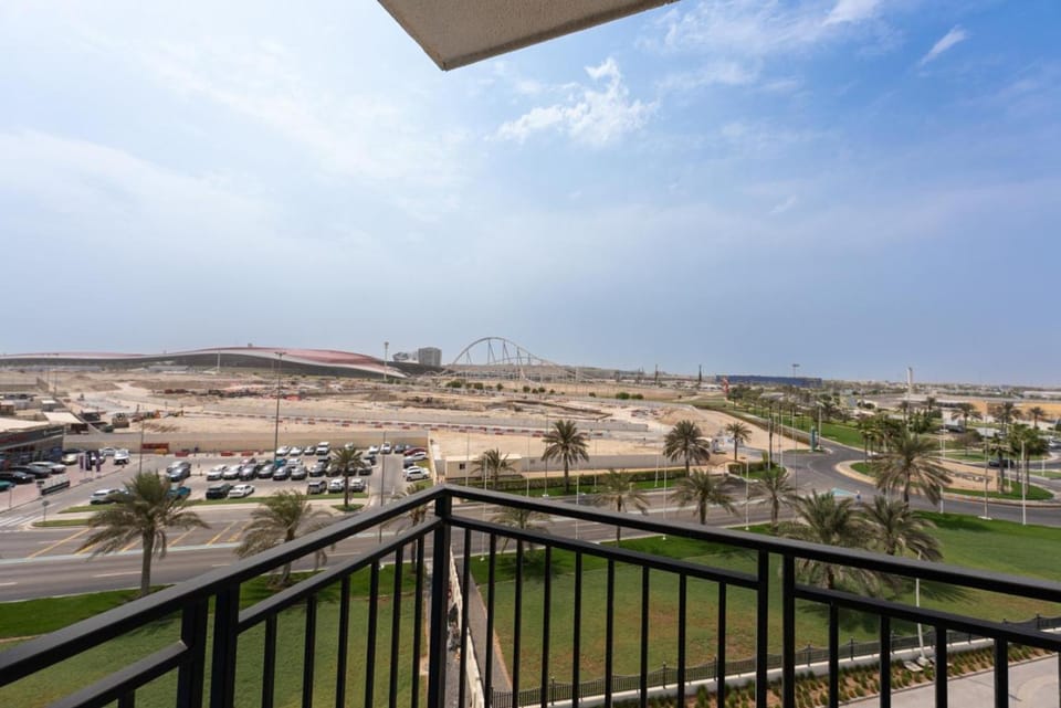 1 Bedroom Apartment in Yas Island - Walk to F1 Circuit, Theme Parks Apartment in Abu Dhabi