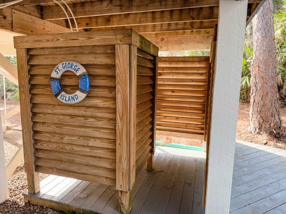 Canal Front Pet Friendly Boat Dock St George Island-Beach access House in Saint George Island