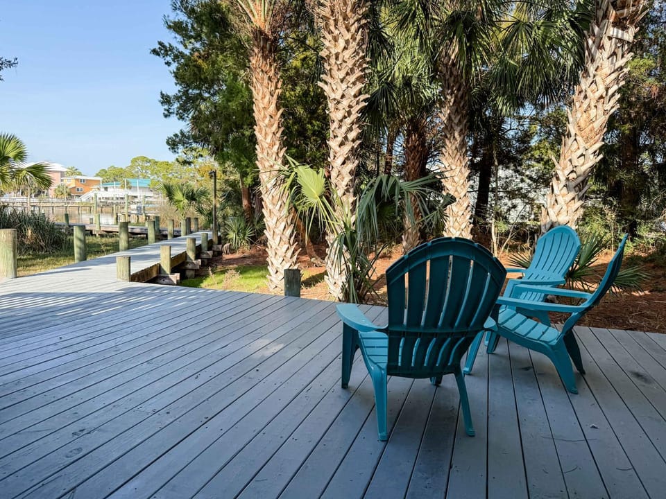 Canal Front Pet Friendly Boat Dock St George Island-Beach access House in Saint George Island
