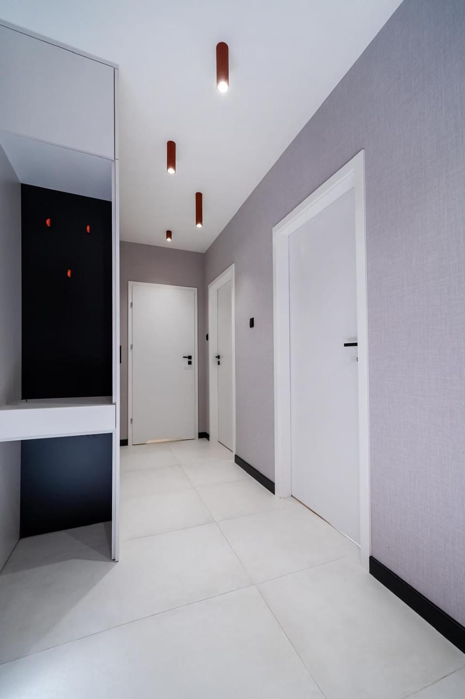 Apartamenty WHITE GLOVE Prestige Parkya Central Park Apartment in Poland