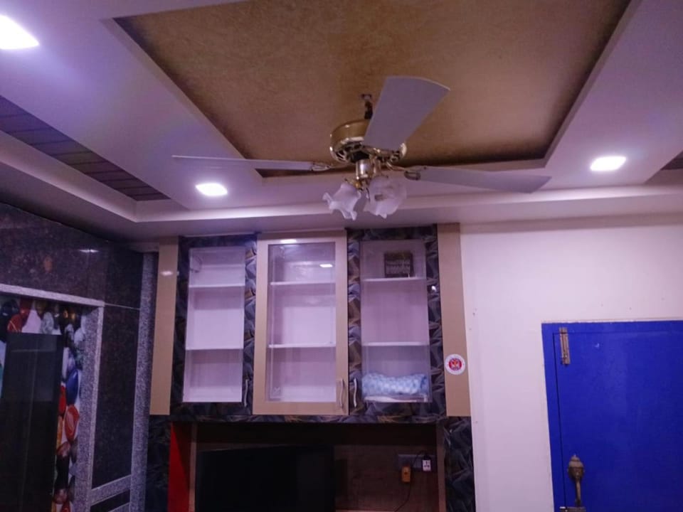 Luxurious 2BHK AC flat at Hitech City at affordable pricing Apartment in Hyderabad