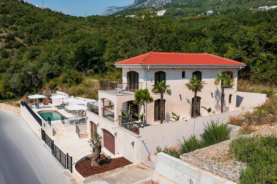 Zorka Vacation rental in Sveti Stefan