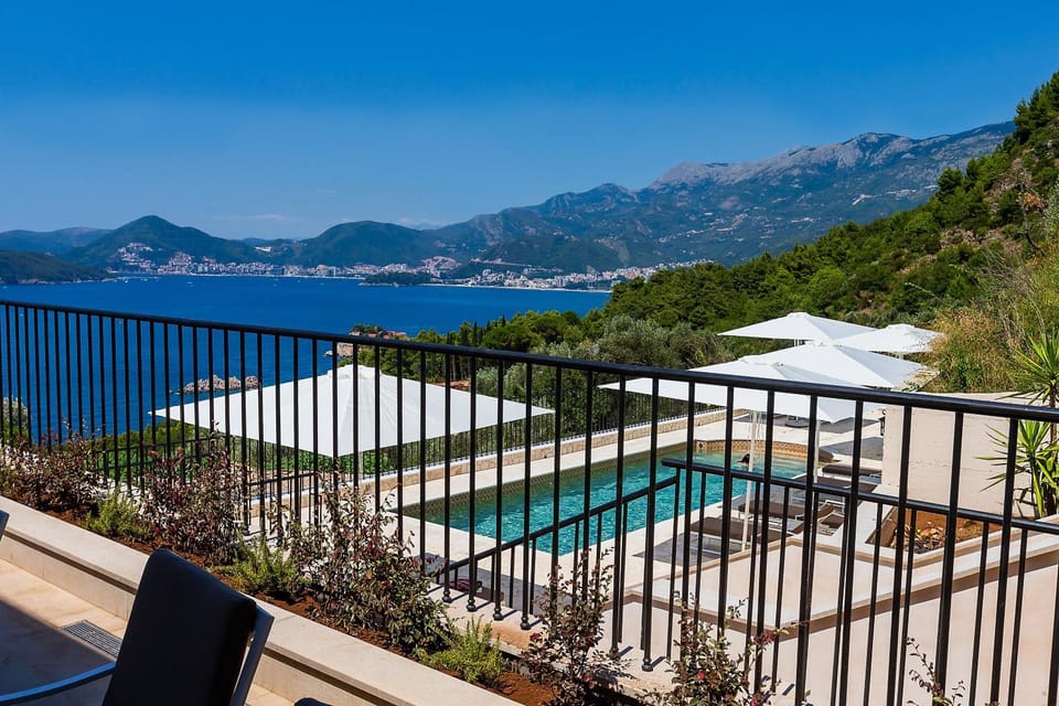 Zorka Vacation rental in Sveti Stefan