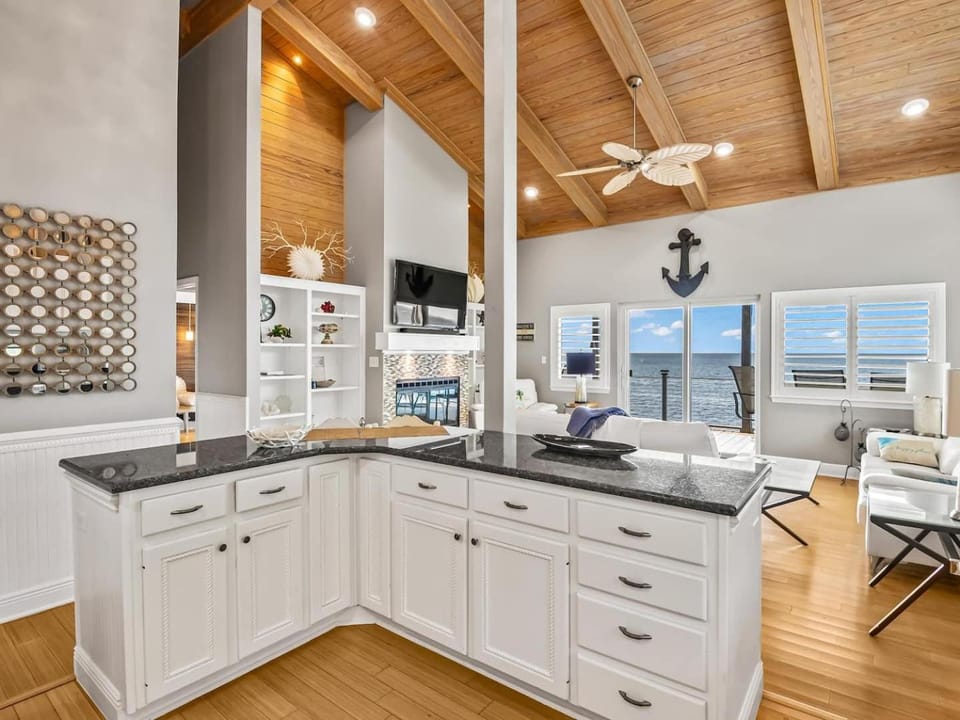 Just Like Heaven - Beachfront House in Shell Point