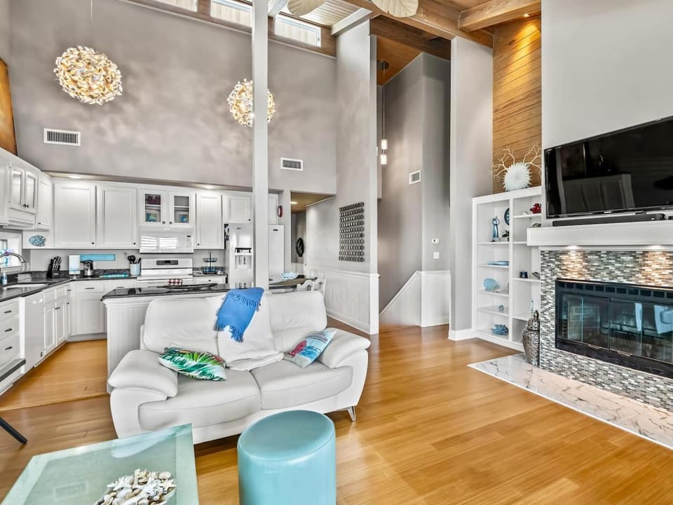 Just Like Heaven - Beachfront House in Shell Point