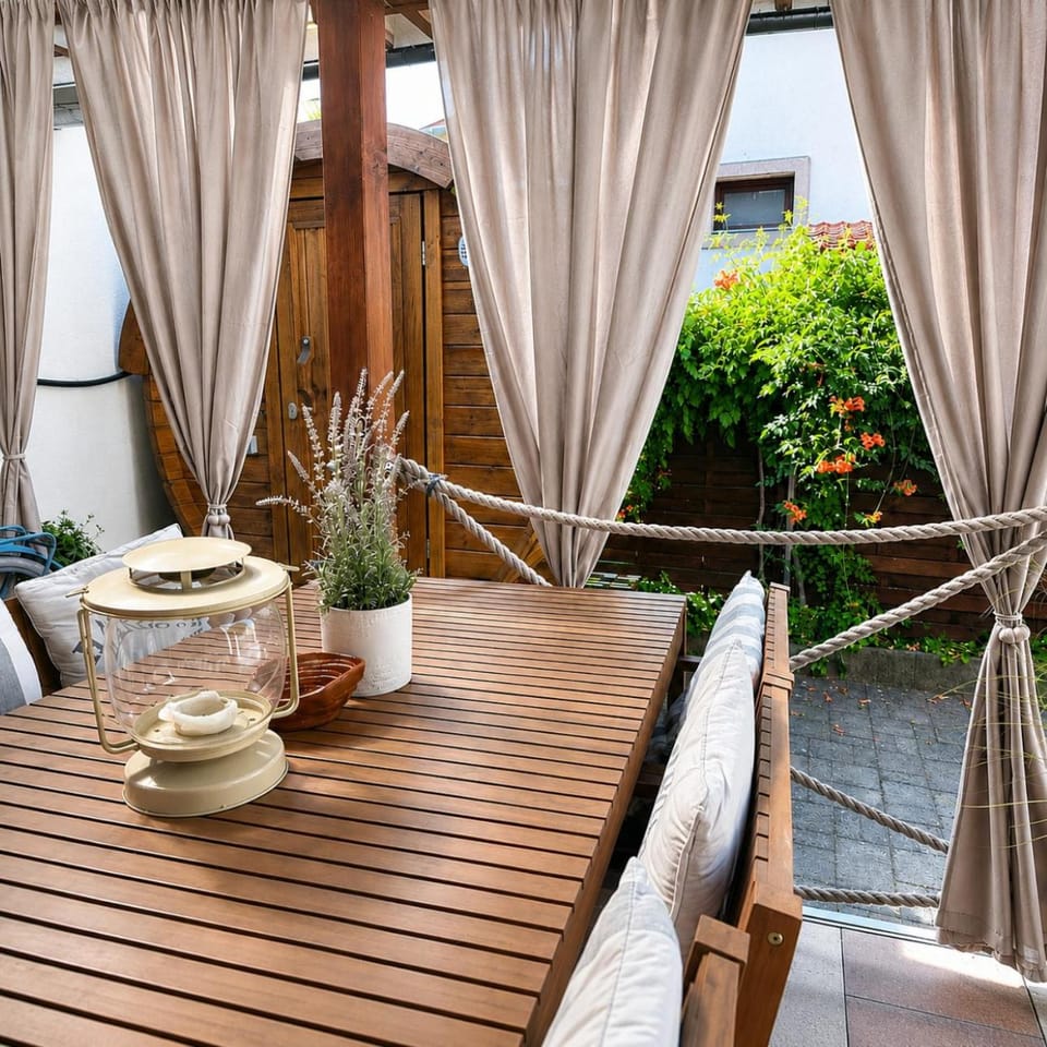 Sauna, Balcony/Terrace