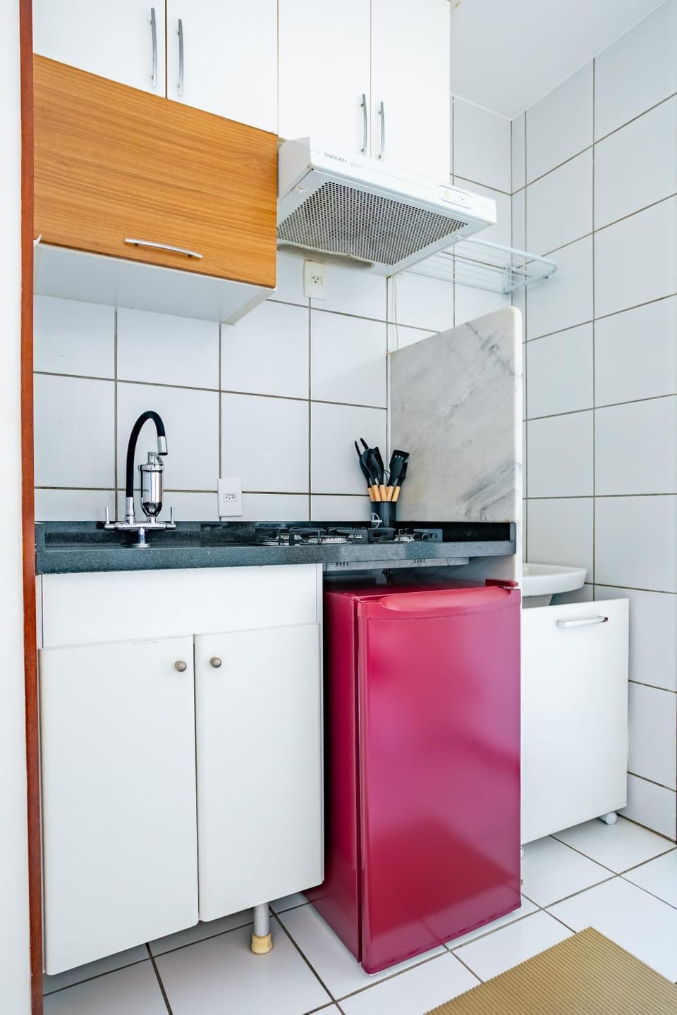 Kitchen or kitchenette, Communal kitchen