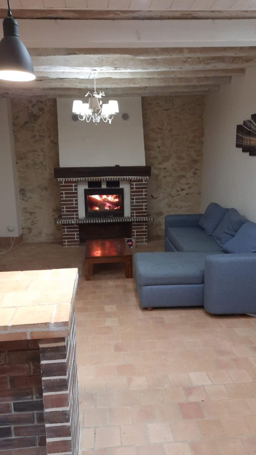 Gite Saint Martin du Boschet, 1h15 de Paris House in Île-de-France