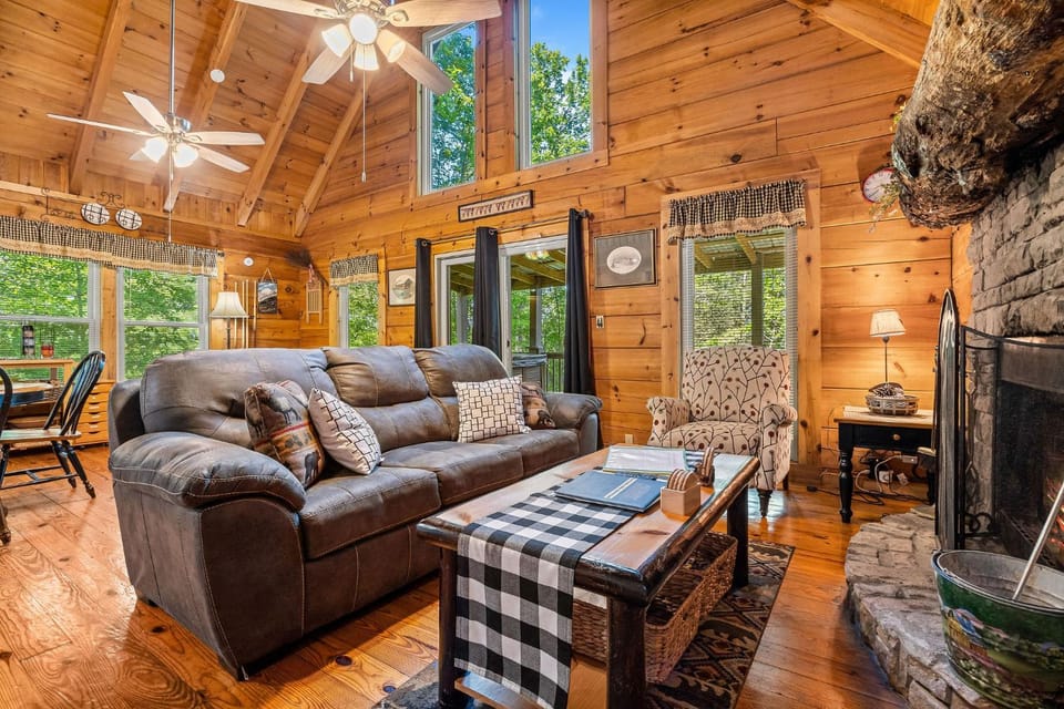Cloud 9 by American Patriot Getaways House in Sevier County