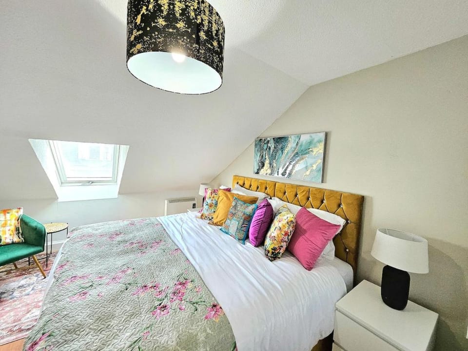 Sensational Stay at South Bridge Apartment in Edinburgh
