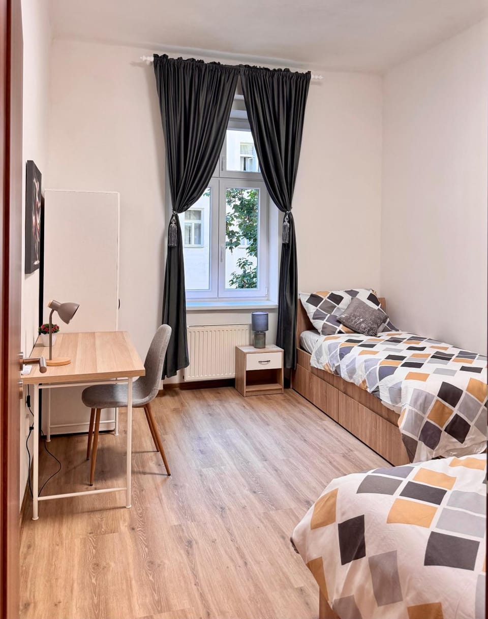 Bed, Bedroom