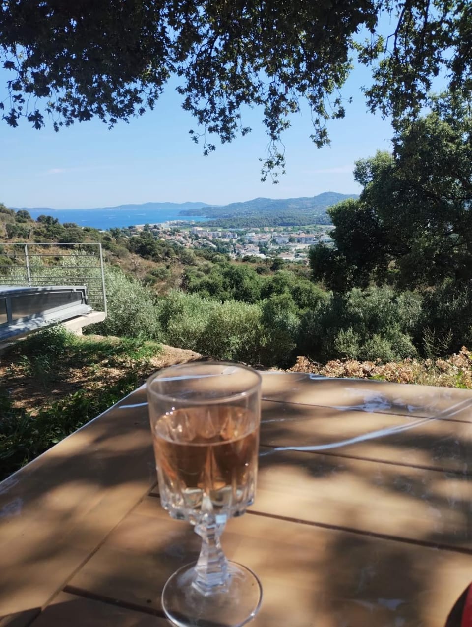 Natural landscape, View (from property/room), Balcony/Terrace, Dining area, Sea view, Swimming pool