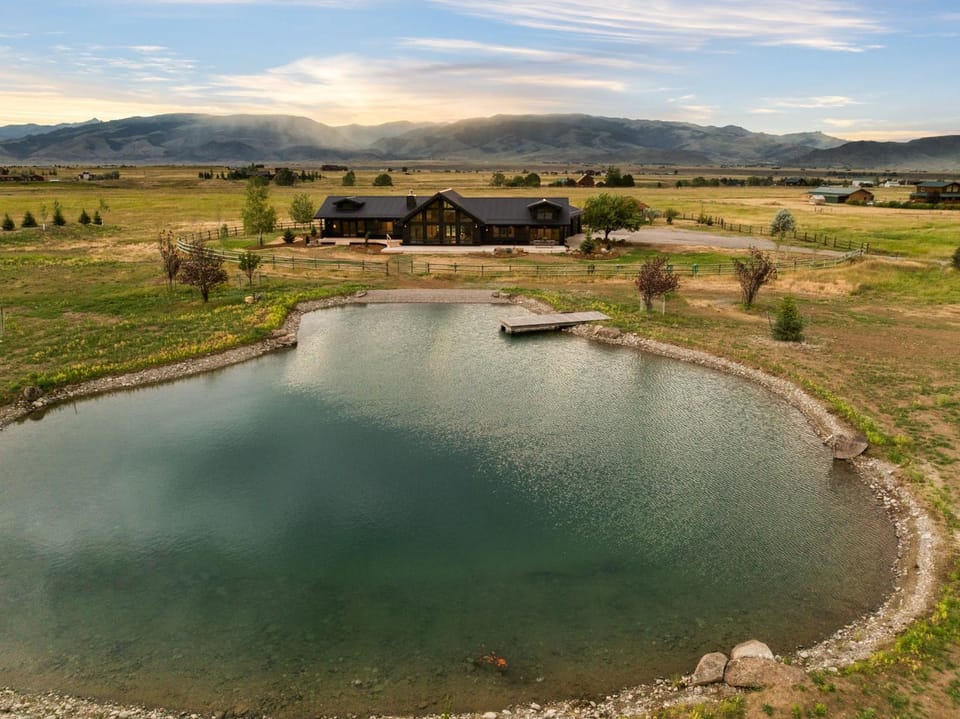 The Lodge at Elbow Creek House in Pray