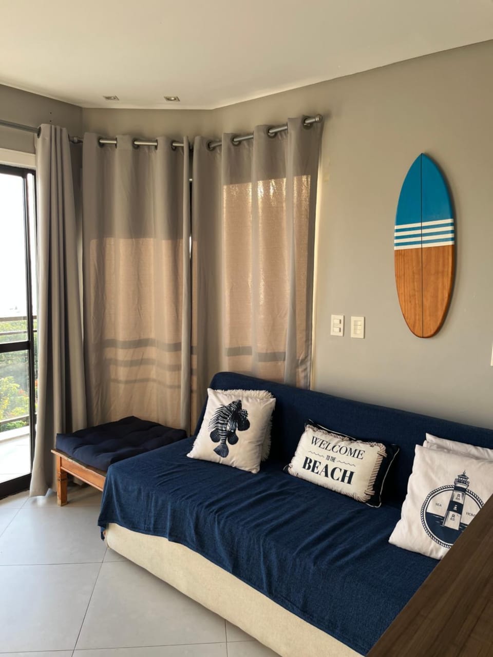 Apt 1 quarto , com vista incrível , pé na areia da cachoeira Apartment in Florianopolis