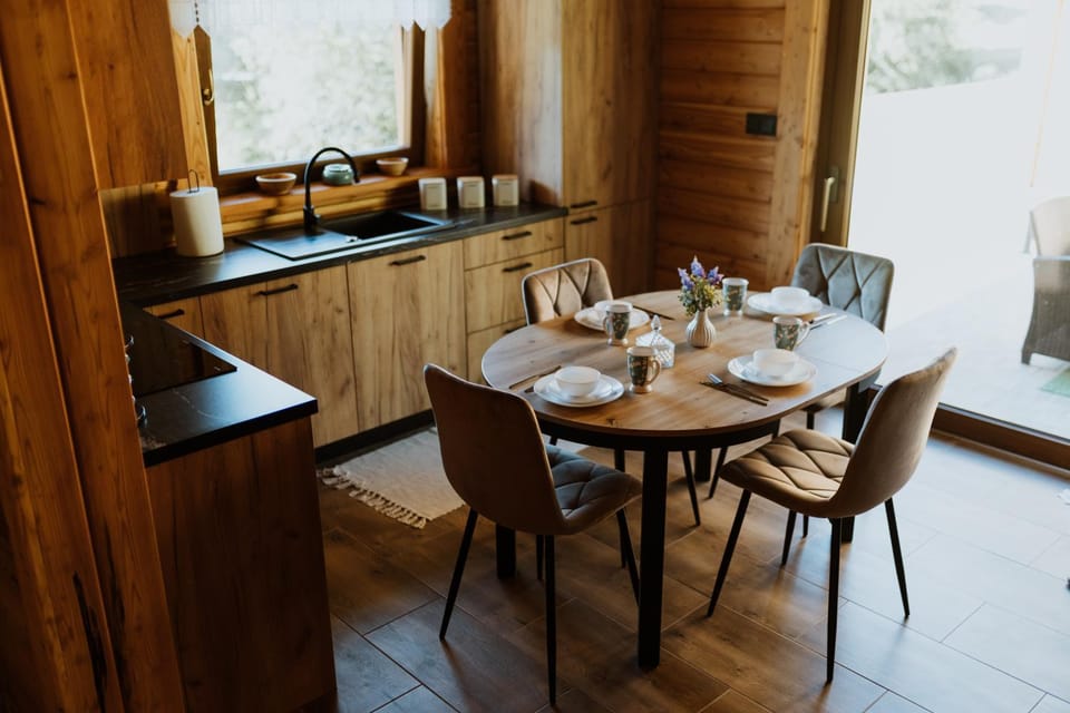 Kitchen or kitchenette, Living room, Dining area