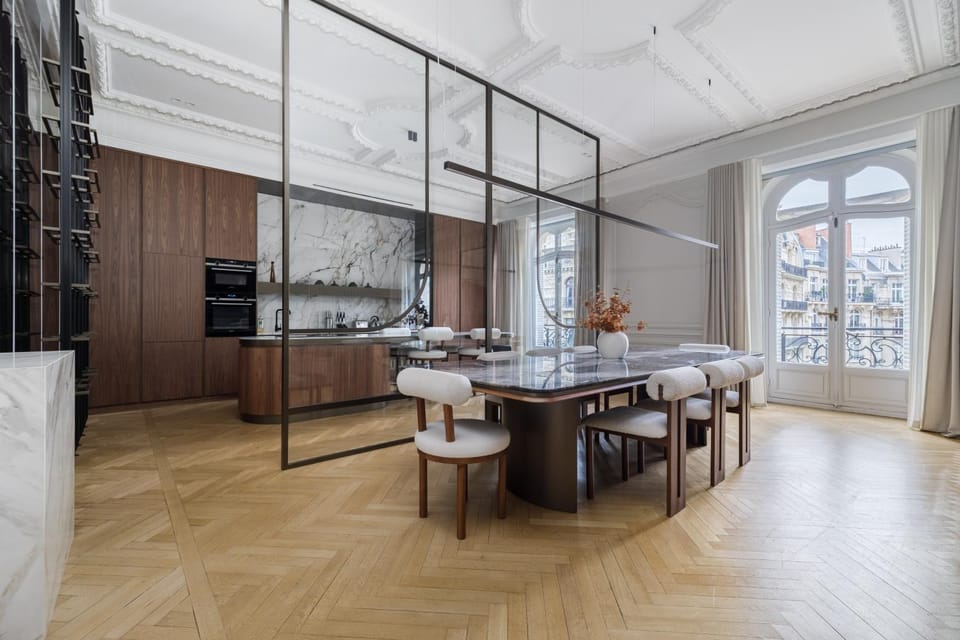 Kitchen or kitchenette, Dining area, minibar, pet friendly, stove