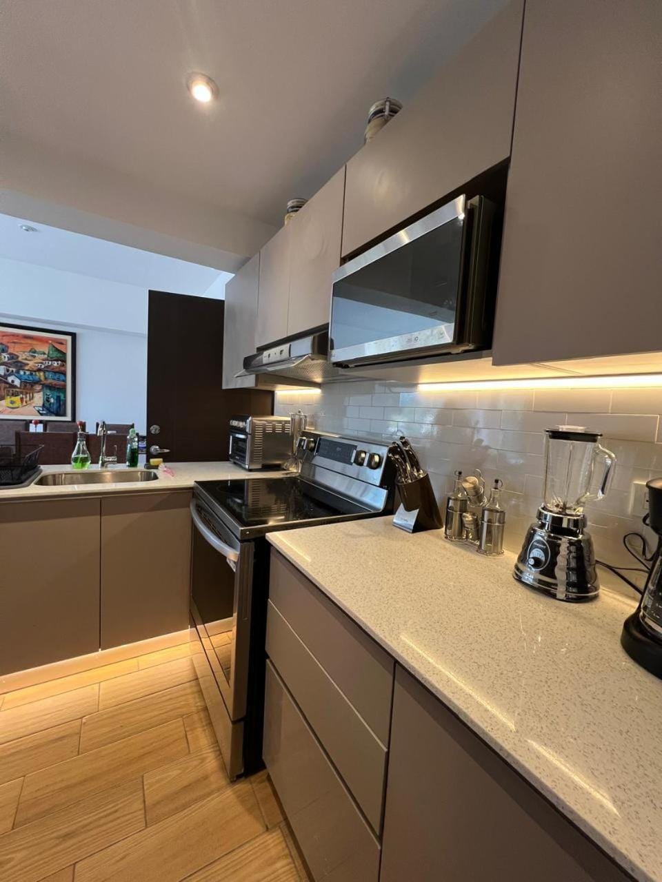 Kitchen or kitchenette