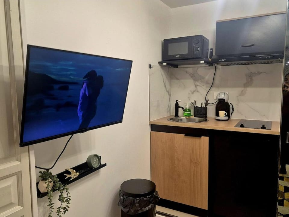 Blak Miroir Cosy T1 au cœur d'Evry Apartment in Île-de-France