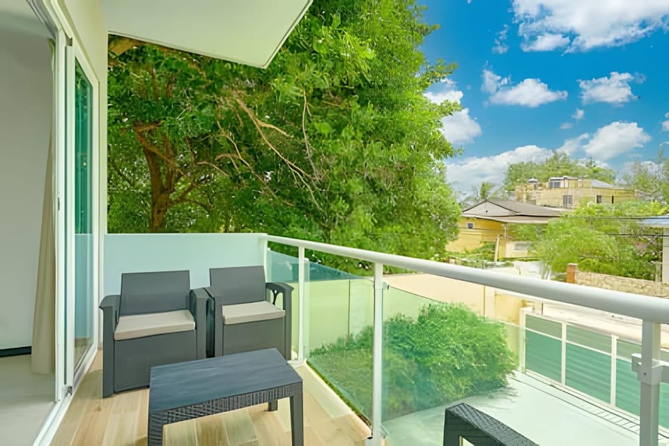 Patio, Balcony/Terrace, City view, Street view
