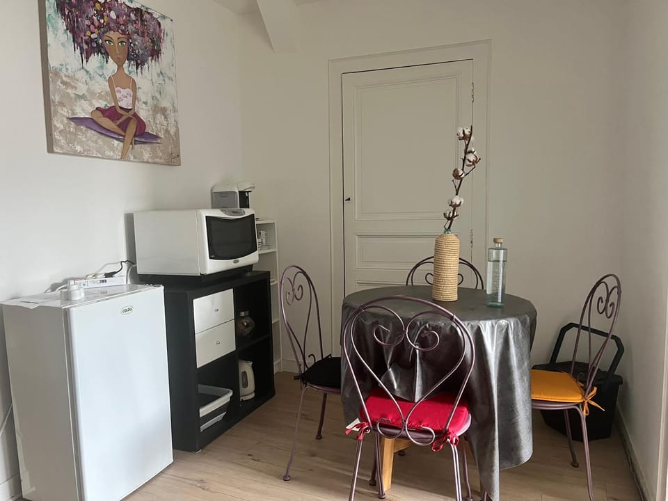 Appartements des Halles - Chambres d'Hôtes Bed and Breakfast in Pays de la Loire