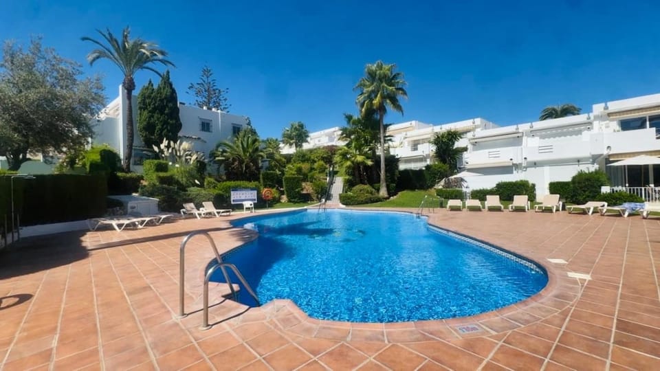 Townhouse Marbella Near Puerto banus-Heated Pool House in Marbella