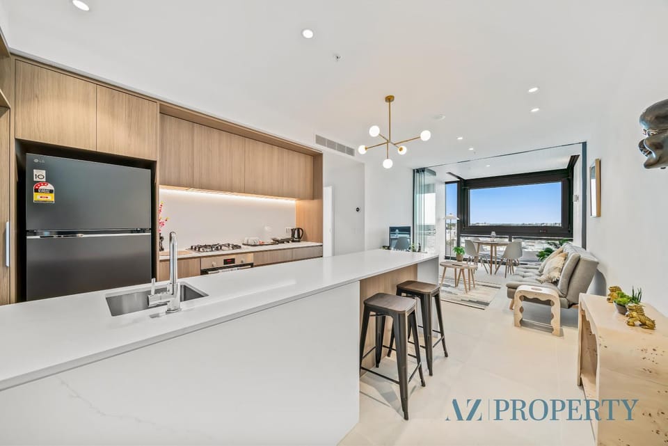 Perth City Resort Amenities & Prime Location Apartment in Perth