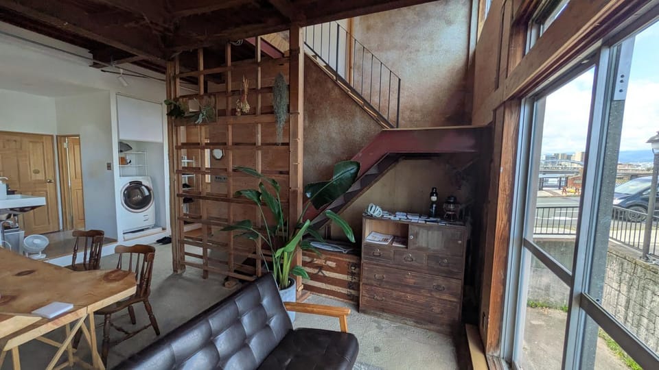 Communal lounge/ TV room, Dining area