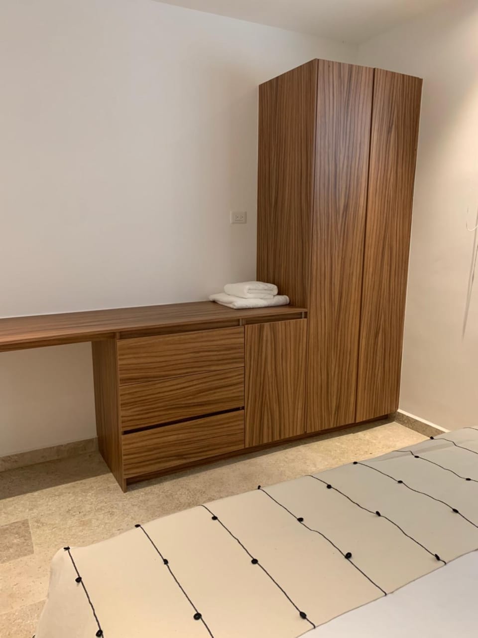 Bedroom, wardrobe