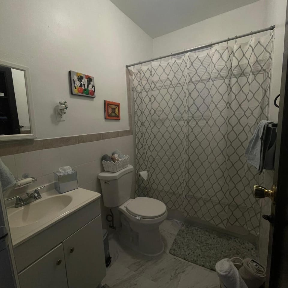 Comodo y economico Apartamento Apartment in Jackson Heights