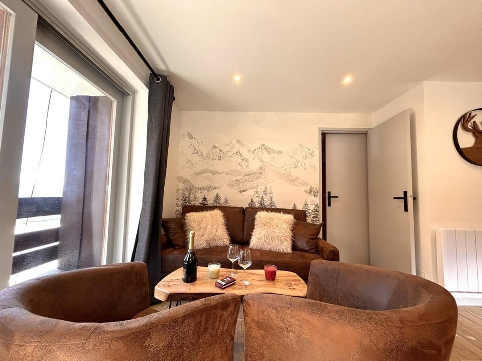 Appartement moderne à Méribel, spacieux avec balcons, proche pistes - FR-1-355-276 Apartment in Les Allues