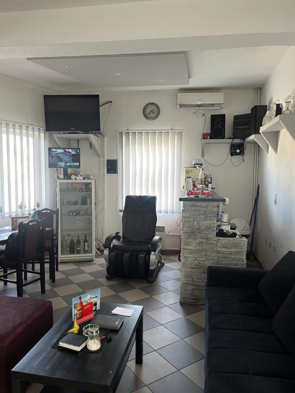TV and multimedia, Lobby or reception, Lounge or bar, Evening entertainment