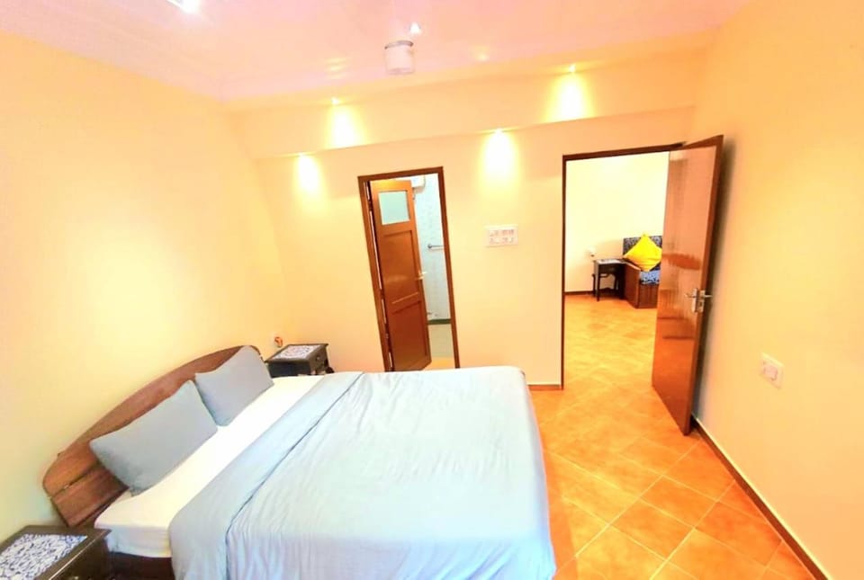 Golden Sandy Shores, 1bhk beach apartment Apartment in Benaulim