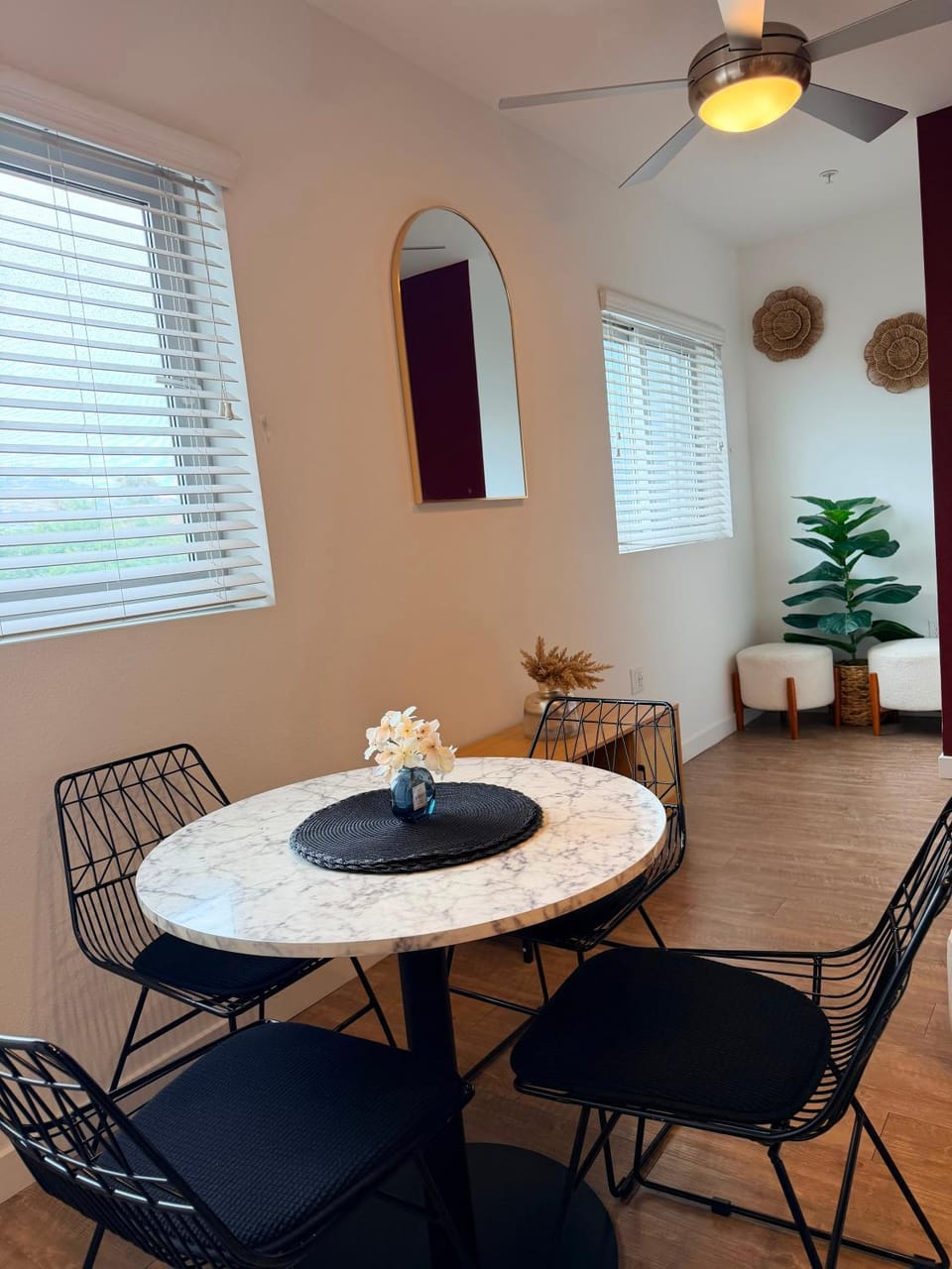 The Hollywood loft FREE Parking Apartment in Hollywood
