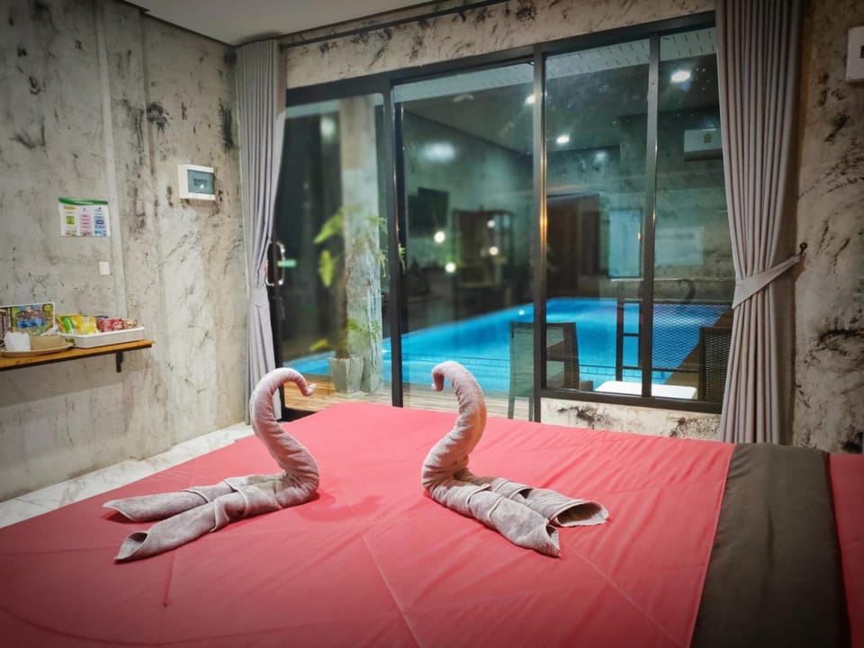 ในสวนรัตนมณีรีสอร์ท House in Thailand