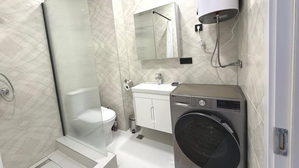 Shower, Toilet, washing machine, dryer