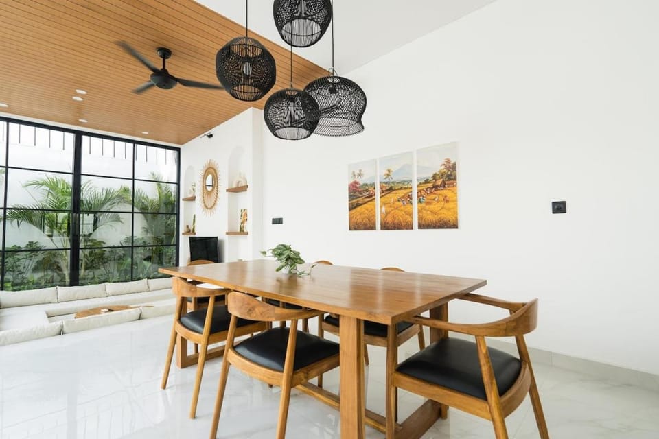 Bucu 2 Serene Bali Retreat 2BR Near Canggu Villa in North Kuta