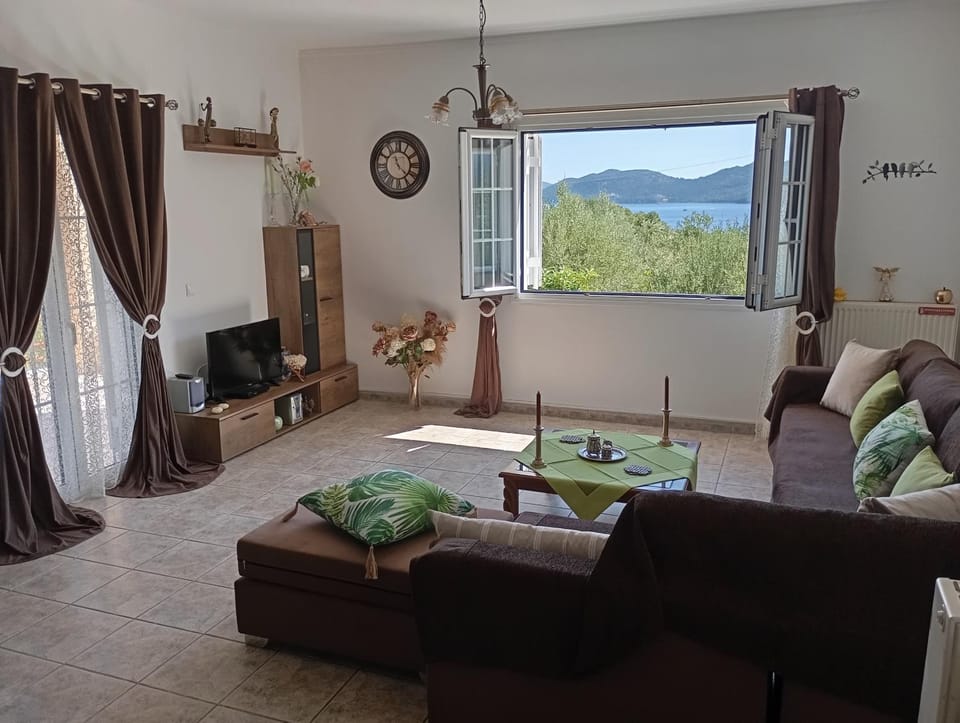 PENELOPE'S apartment Apartment in Karavomylos