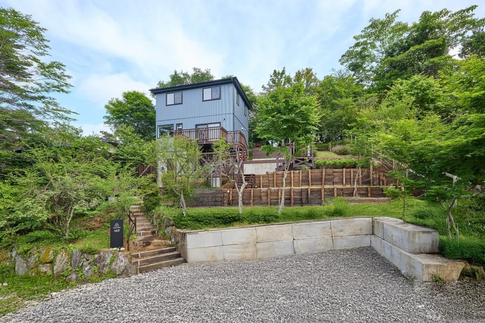 Property building, Garden
