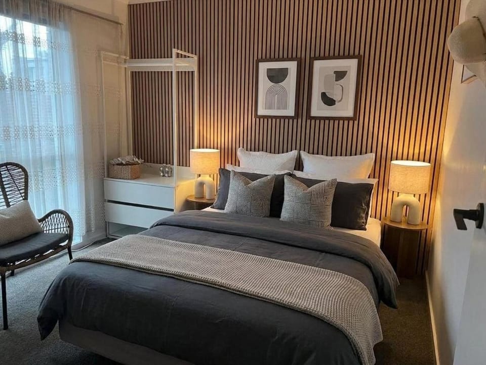 Private Entry Guest Suite- 6 minutes to Airport Apartment in Melbourne