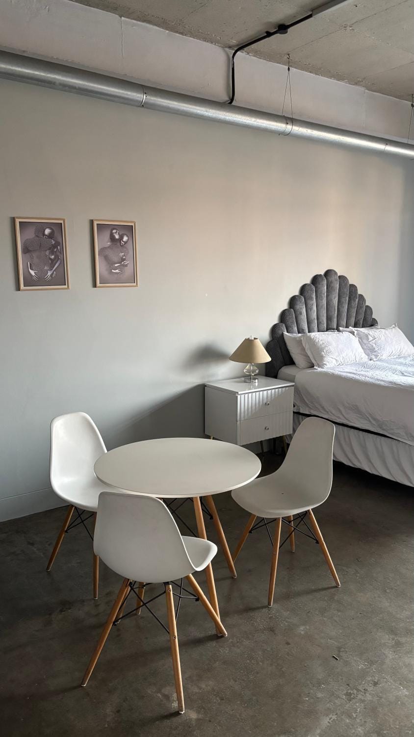 Urban luxe -city view Apartment in Johannesburg